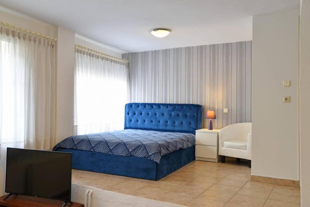 A Modern Bright Studio In The Center Of Kastoria Exterior photo